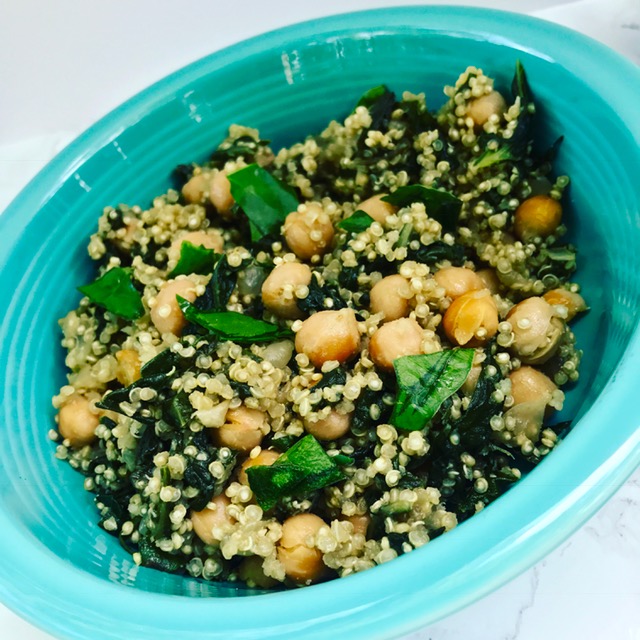 Quick and Easy Chickpea and Quinoa Salad